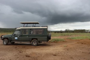 Kenya private safari - safari vehicle