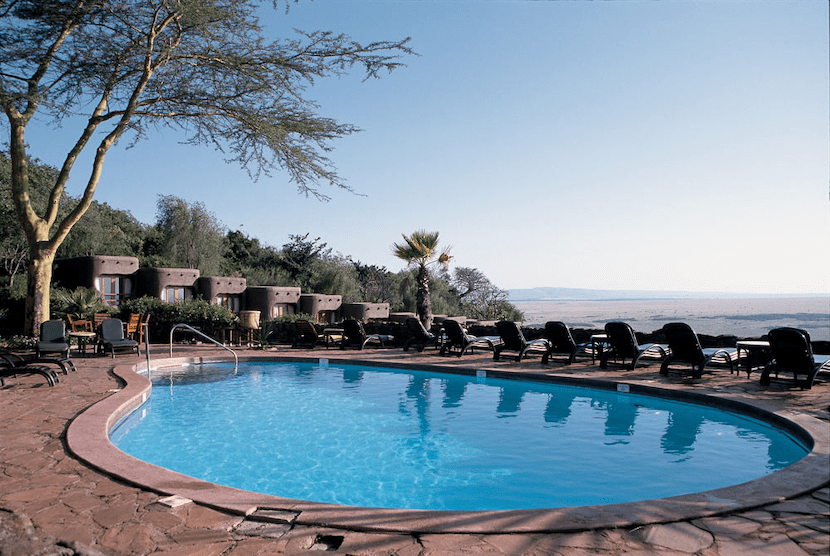 Masai Mara Tour - Hotel Pool